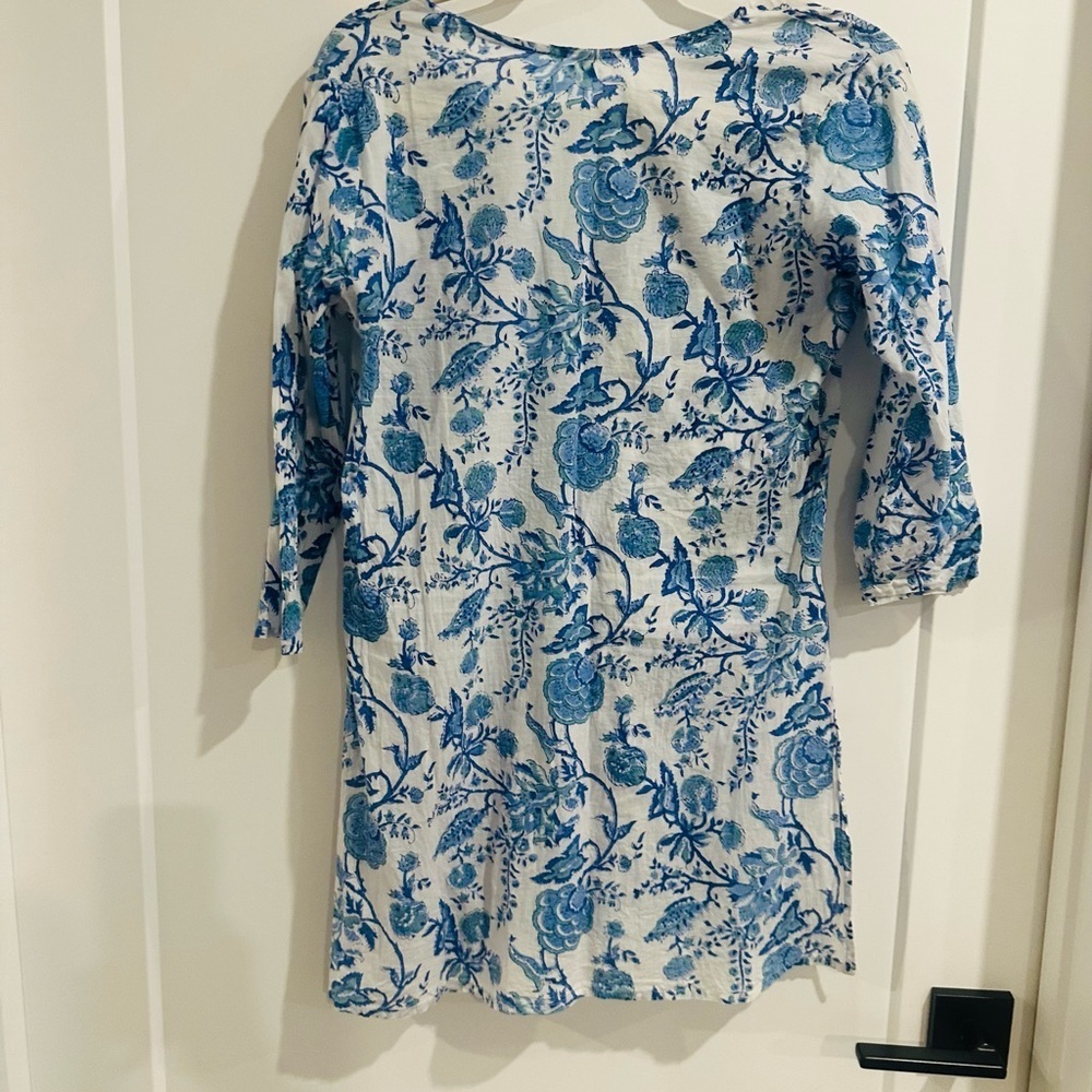 Blue Floral Women's Tunic Top - Picture 2 of 6